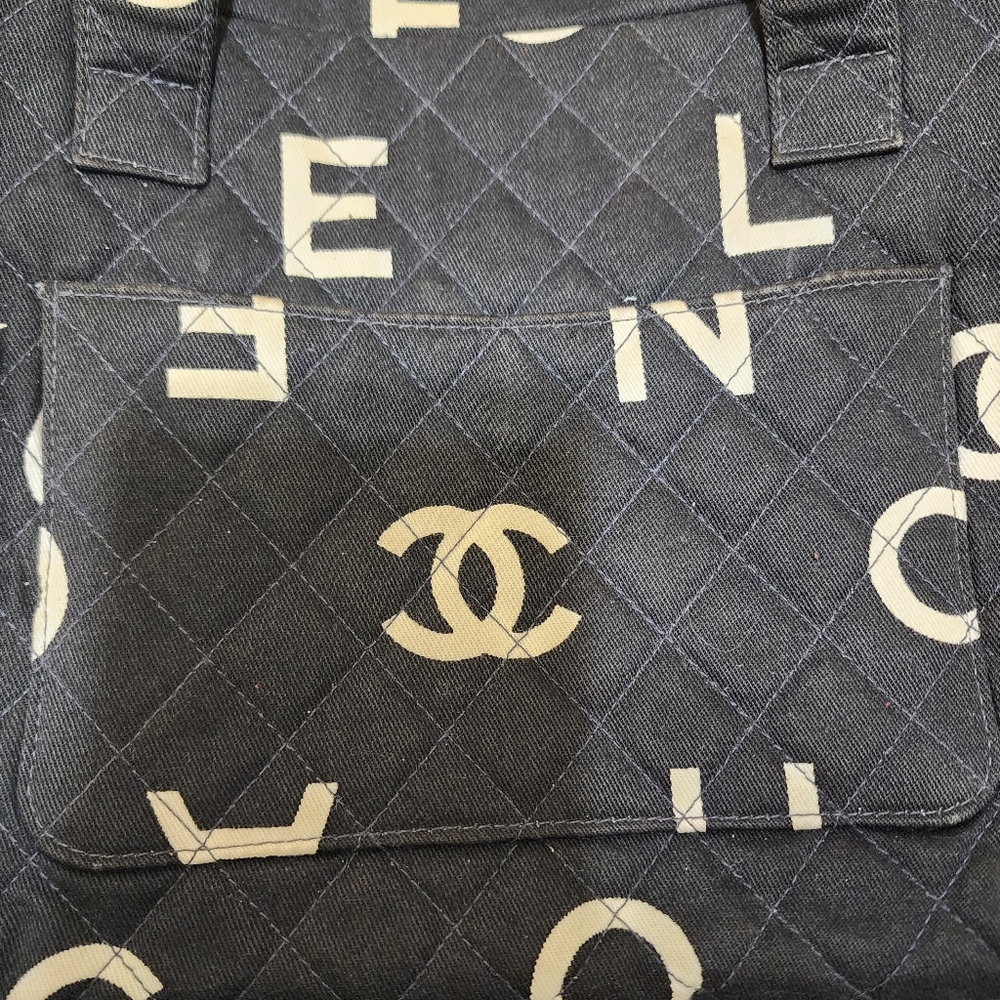 Authentic Chanel CC 1997 Alphabet Logo Bag - Picture 3 of 7